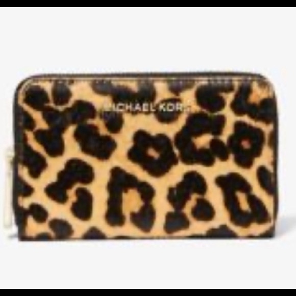 MICHAEL Michael Kors Handbags - NWT‼️ Michael Kors animal print calf hair wallet